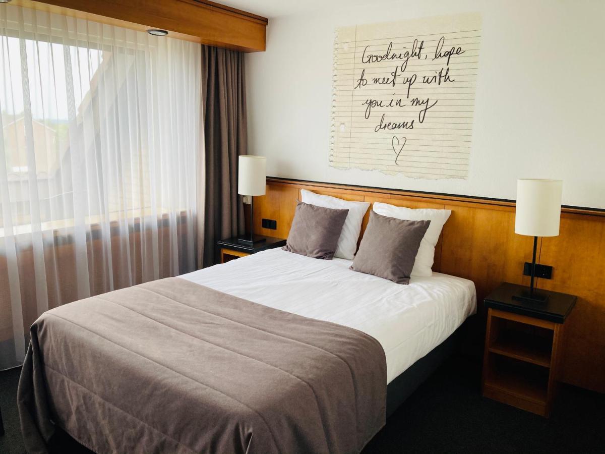 Van Der Valk Hotel Stein Urmond Esterno foto
